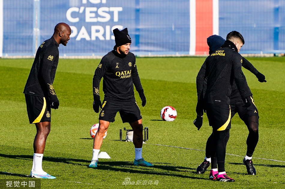 lol最新客户端下载-费城76人夏季联赛