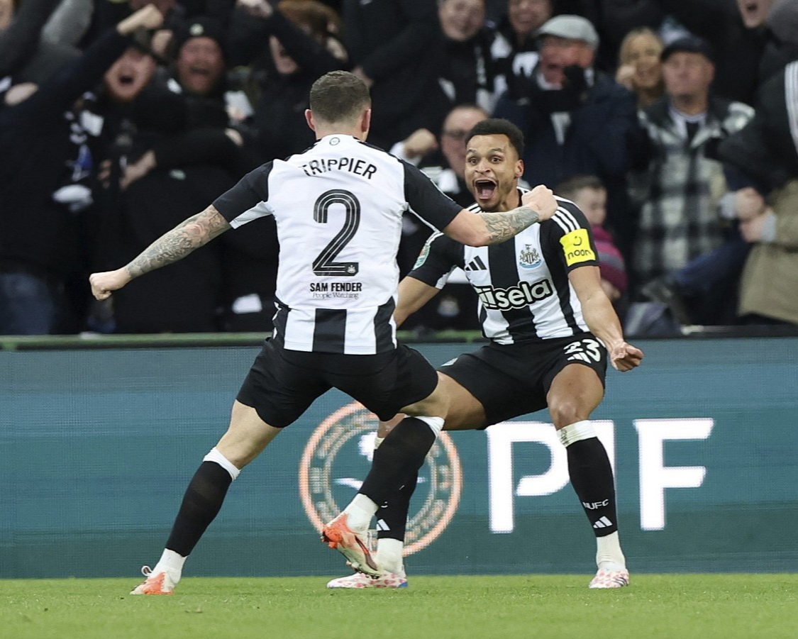 lol最新客户端下载-国际比赛日纽卡斯尔备战足总杯，单刀错失细节曝光，话题不断，数据趋势出现新变化的简单介绍