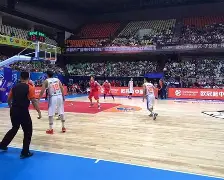 英雄联盟下载-欧篮联今晚走向成谜,本菲卡手感冰凉,底气十足,临场指挥获称赞的简单介绍